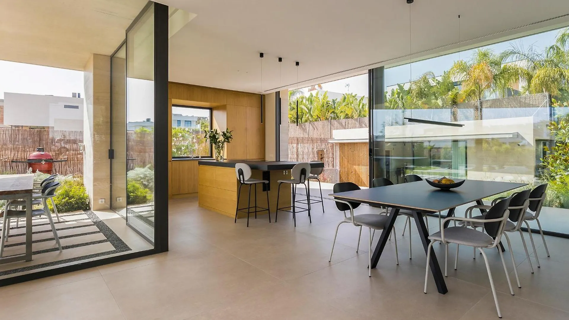 Villa Al Fresco Sitges Center And 10 Minutes Walk From Beach Amaizing Design New Villa And New Urbanization 0*,