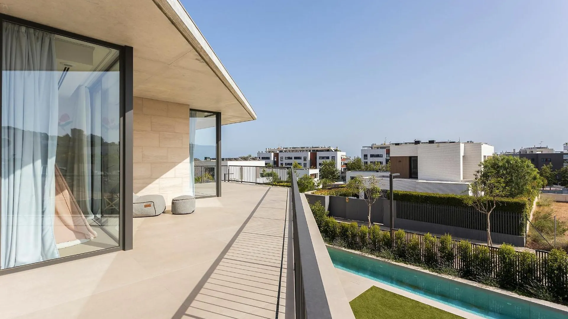 Villa Al Fresco Sitges Center And 10 Minutes Walk From Beach Amaizing Design New Villa And New Urbanization
