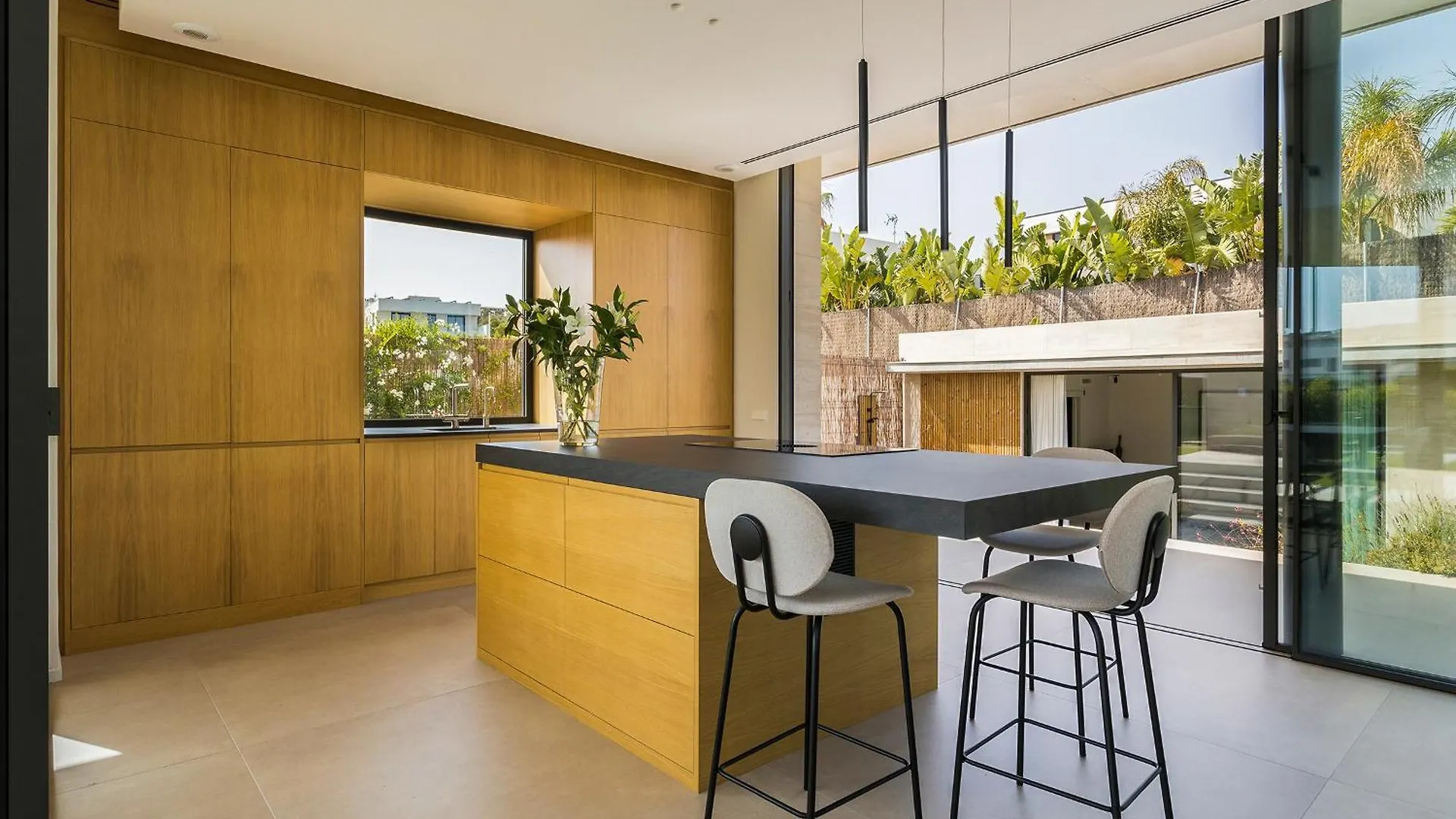 Villa Al Fresco Sitges Center And 10 Minutes Walk From Beach Amaizing Design New Villa And New Urbanization 0*,