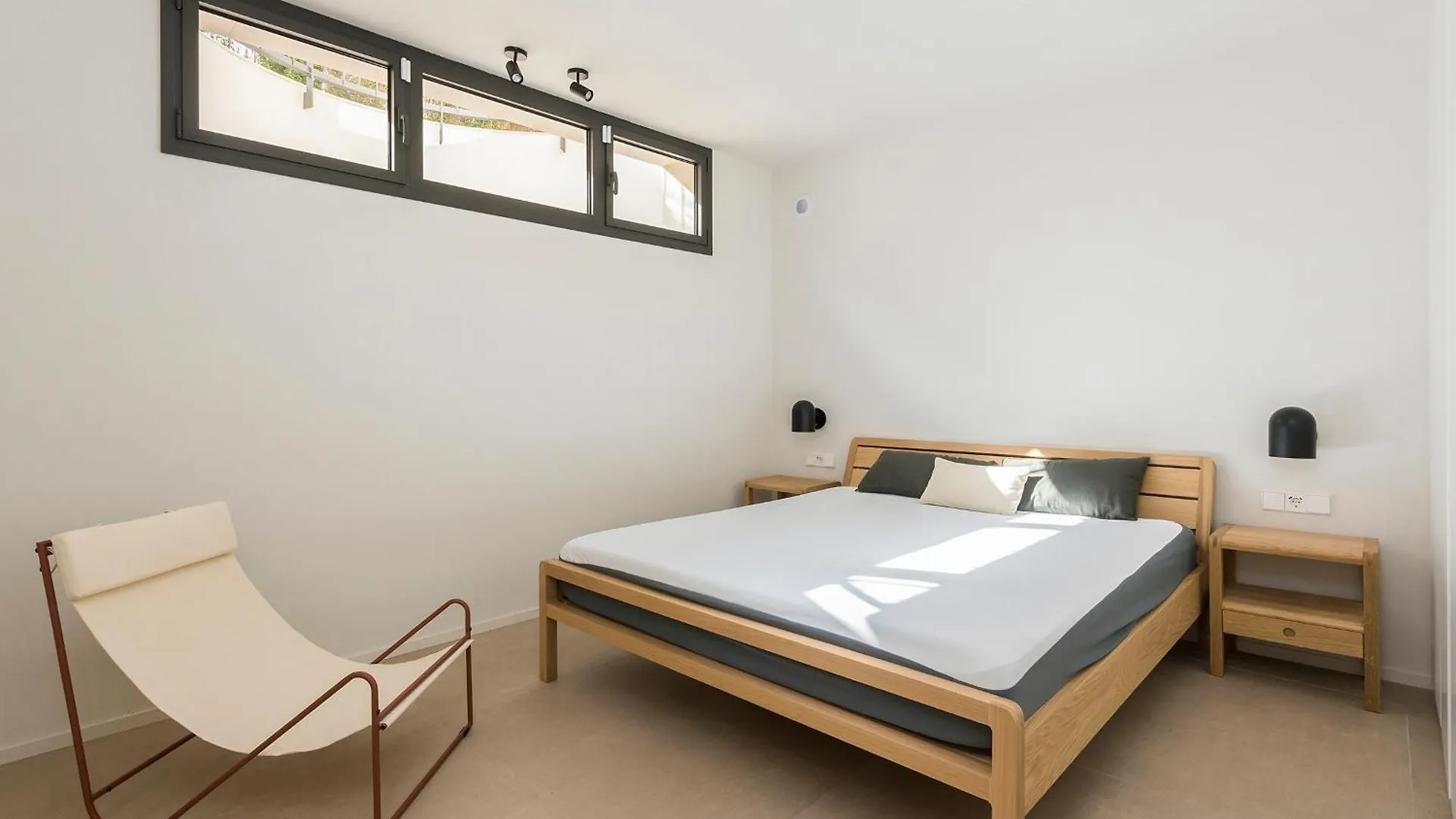Villa Al Fresco Sitges Center And 10 Minutes Walk From Beach Amaizing Design New Villa And New Urbanization